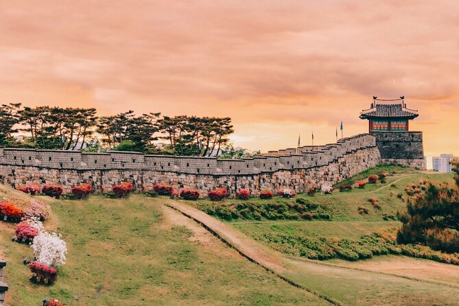 Suwon Hwaseong Fortress & Jangtaesan Full-Day Tour: Autumn Leaves - Market Time for Real Food Breaks, Not Just Photos