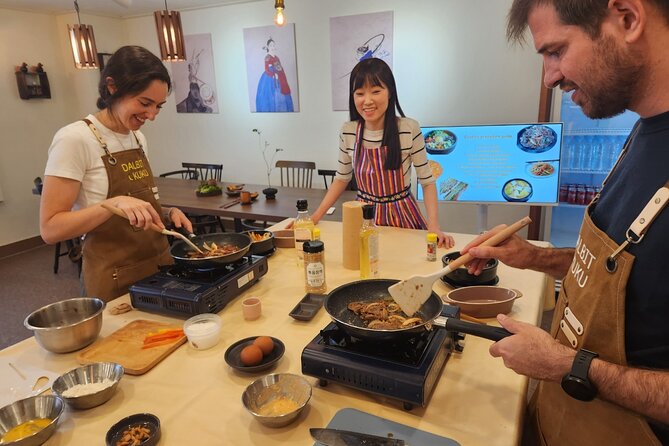 Traditional Korean 6-Dish Cooking Class + Hidden Alley Tour Seoul - Six Dishes You Actually Learn to Make