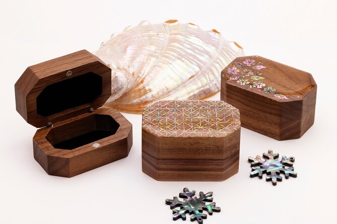 Traditional Korean Mother-of-Pearl Craft Workshop - Logistics that affect your comfort: timing, group size, and stairs