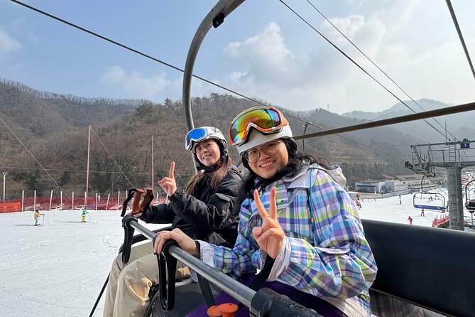 Vivaldi Park Winter Ski with Eobi Ice Valley Day Tour from Seoul - Getting there from Seoul: transport value and a long winter schedule