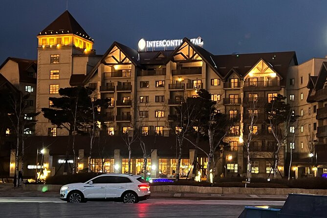 Yongpyong Ski Resort from Seoul with Optional Lesson and Packages - Pick the right package: shuttle only, Essential, or Full Ski