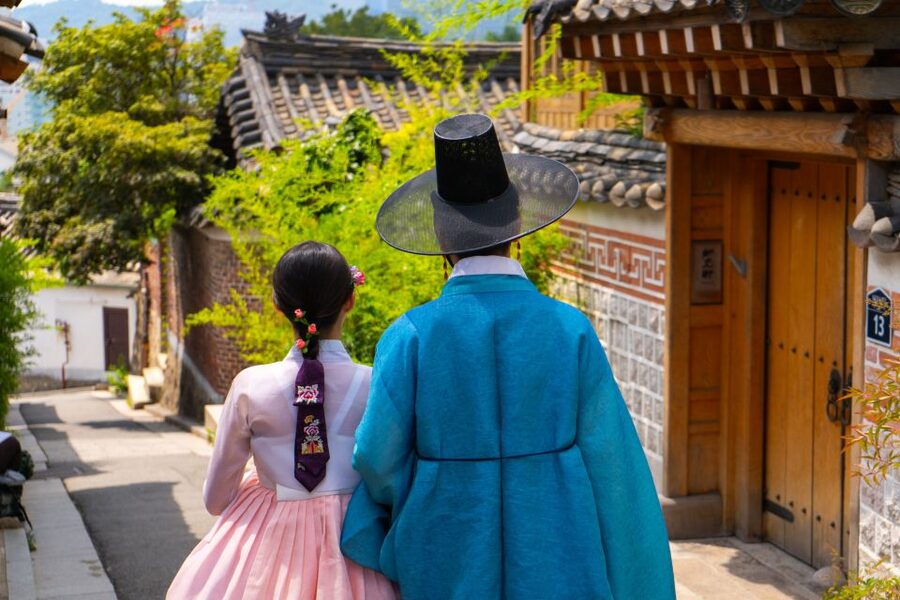 Your Personal Seoul Photographer! - Styling your photos: choosing a mood and getting pose help